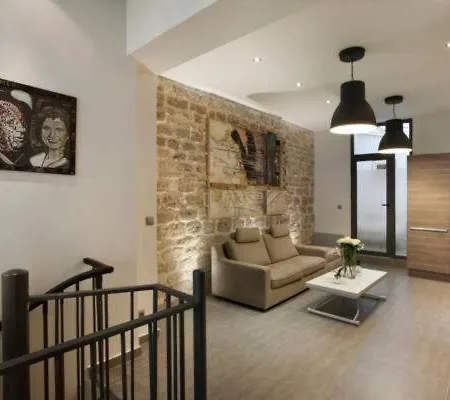 Apartment Cmg Bastille // Cavaignac Paris