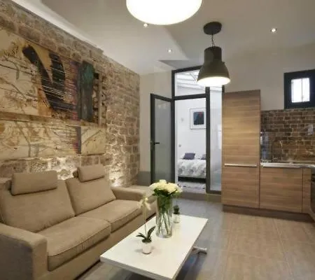 Apartment Cmg Bastille // Cavaignac Paris